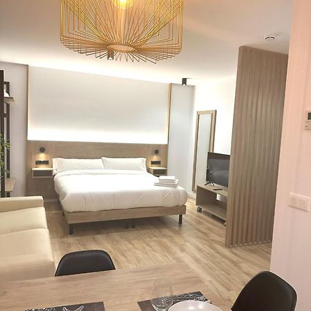 Arena 20 Suites Valencia Buitenkant foto