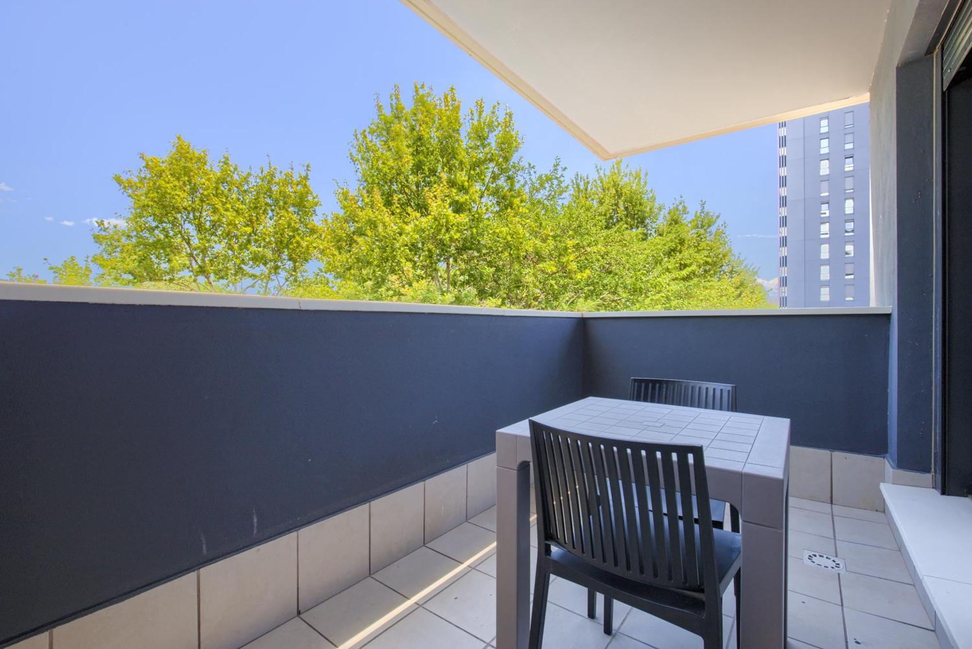 Arena 20 Suites Valencia Buitenkant foto